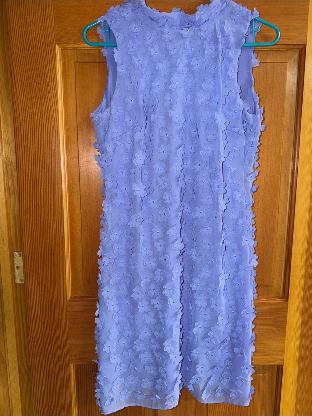 Signature by Robbie Bee Lavender Sleeveless Floral Appliqué Midi Dress